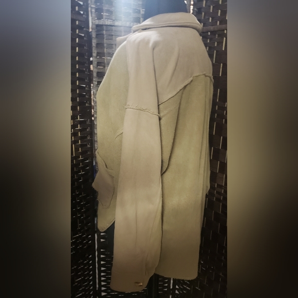 Lauriebells Linden Brushed Shacket - Picture 8 of 8